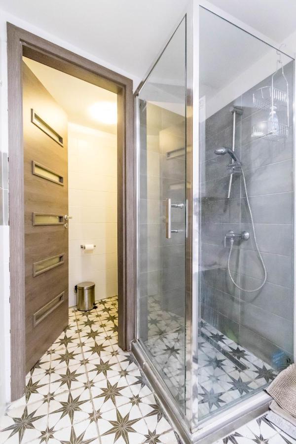 Katarina Apartment Blaha Square Budapest Exterior photo
